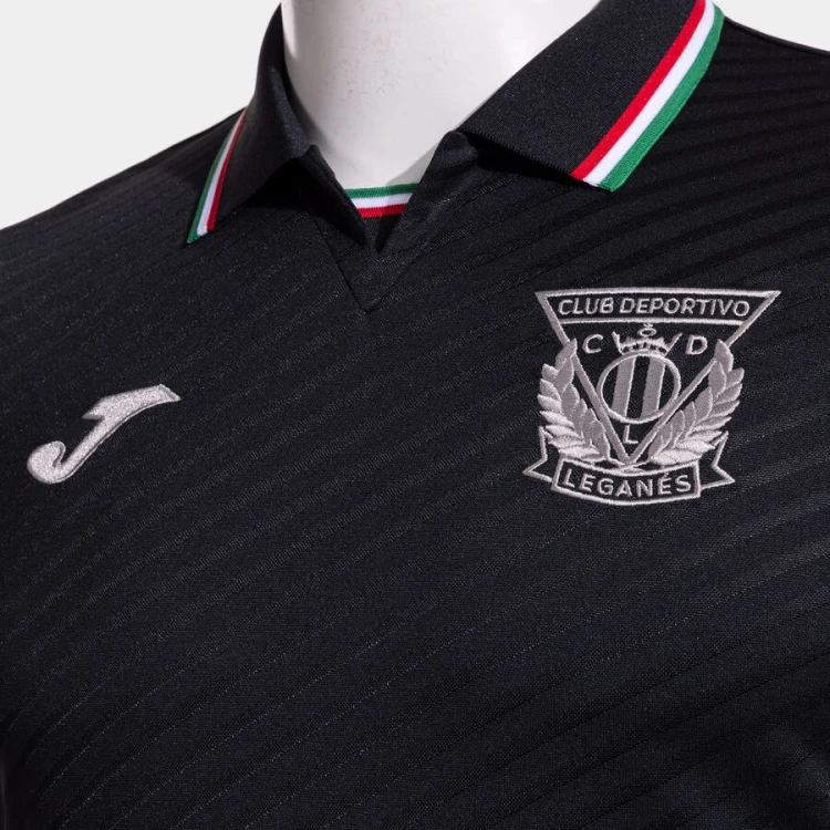 joma-koszulka-meczowa-cd-leganes-third-2024-2025-detal-herb.jpg